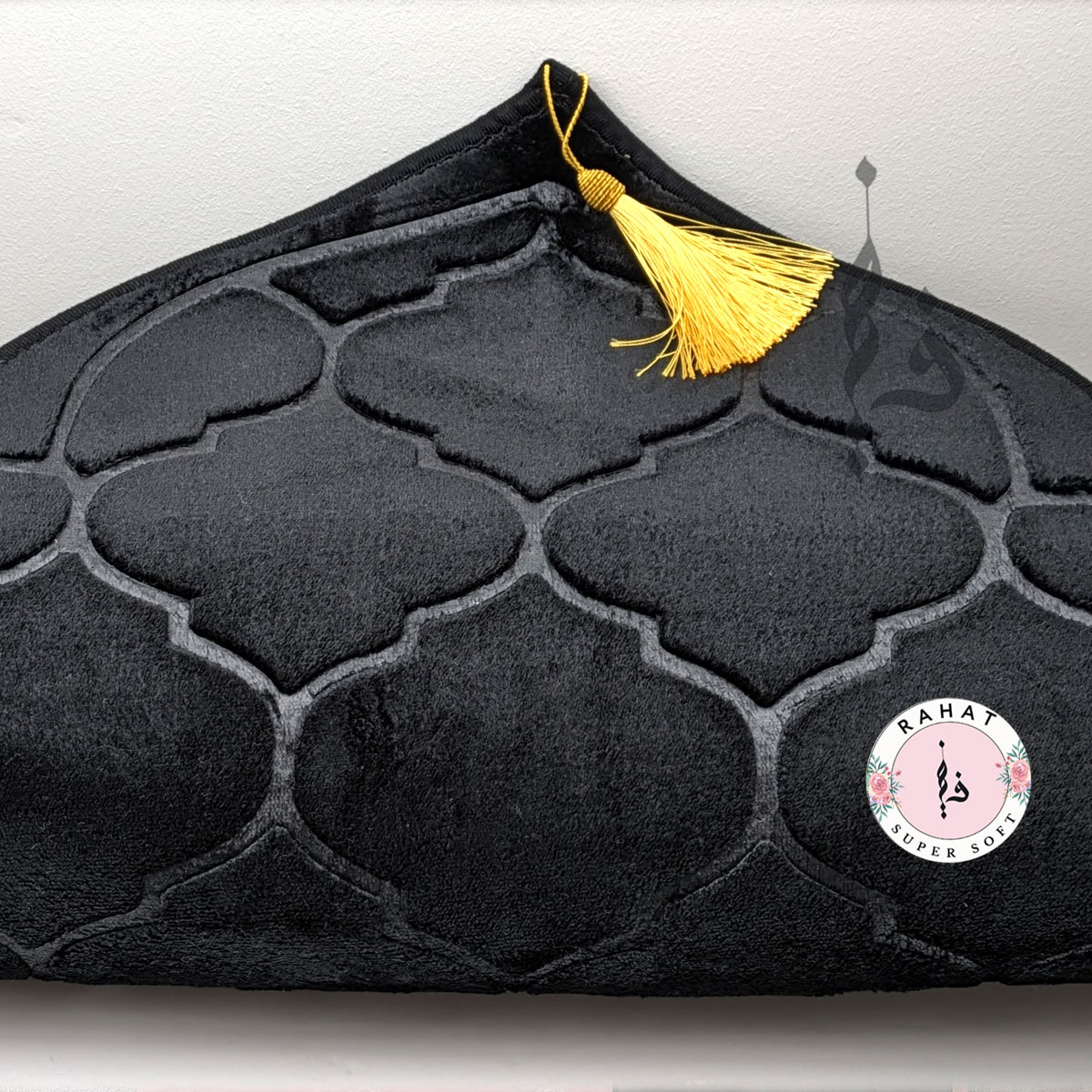 RAHAT SUPER SOFT PADDED PRAYER MAT - MUSALLAH / JANAMAZ IN GIFT BAG RAHAT SUPER SOFT PADDED PRAYER MAT - MUSALLAH / JANAMAZ IN GIFT BAG