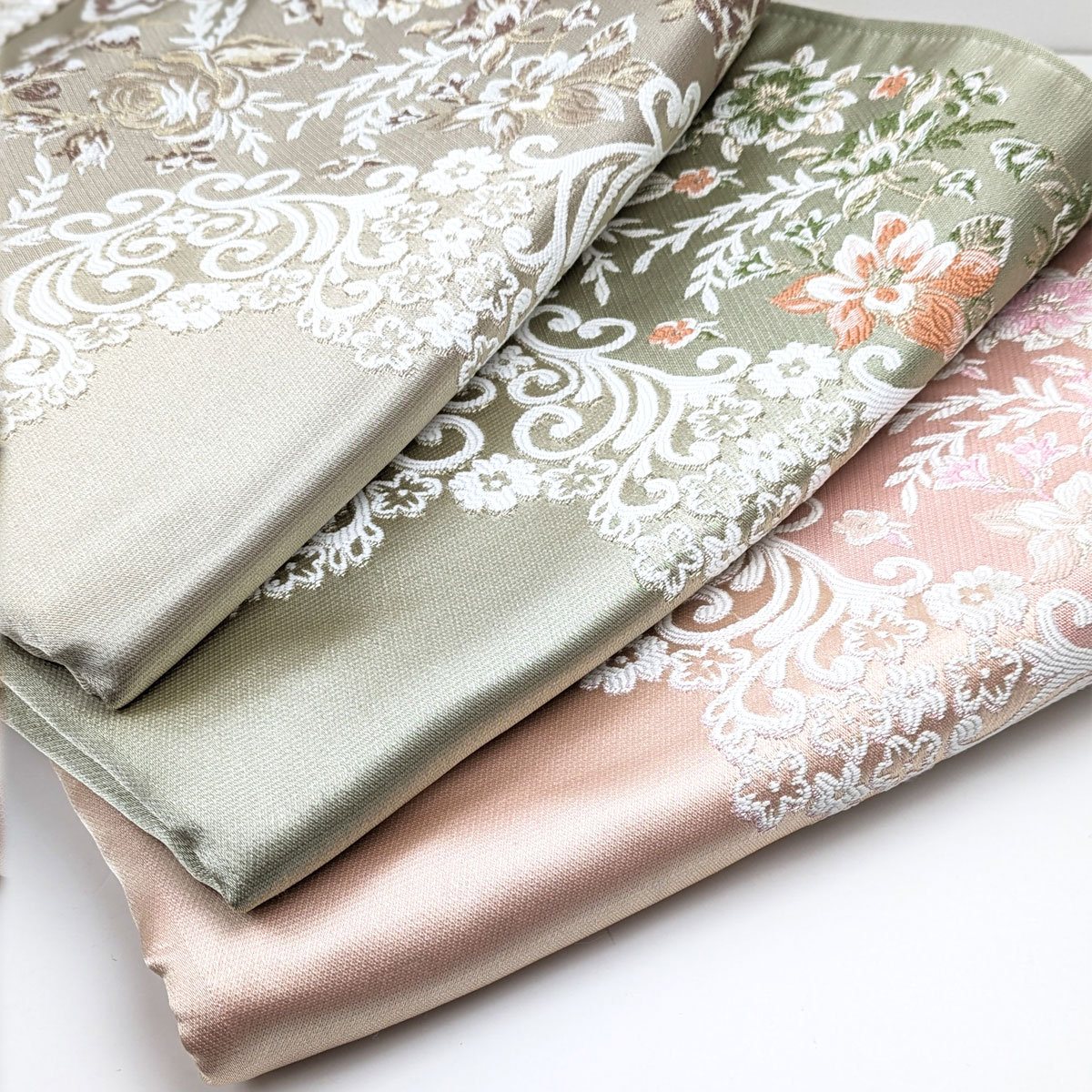 Padded Prayer Mat - Satin - Pastel Colours - Gift Pack - Gift Bag Padded Prayer Mat - Satin - Pastel Colours - Gift Pack - Gift Bag